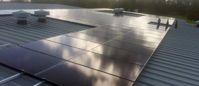 SC Joure wekt stroom op met panelen van Awizon SC Joure wekt stroom op met panelen van Awizon
