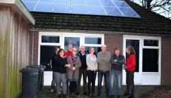 Zonnepanelen van Awizon op dorpshuis Engwierum